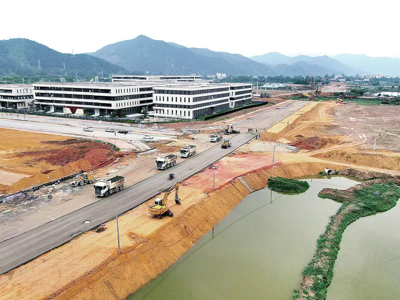 雅安（ān）名山球（qiú）墨鑄鐵管（guǎn）項目